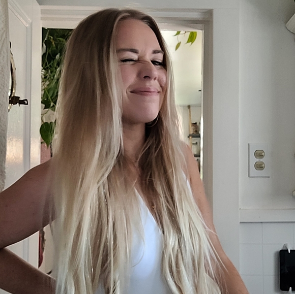 Meet your Posher, J - Picture 1 of 1